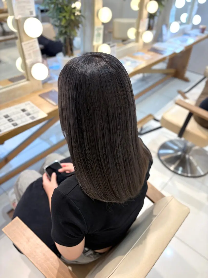 セミロング カラー 透明感カラー グレージュ ヘアカラー トリートメント 🍒Natsuka /ガーリー/アレンジのヘアスタイル
