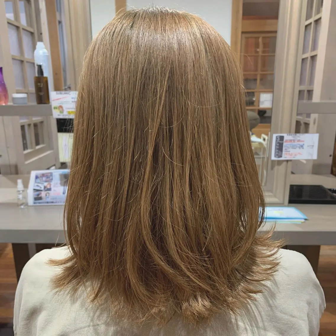 セミロング カラー ベージュカラー 狩野 くるみのヘアスタイル