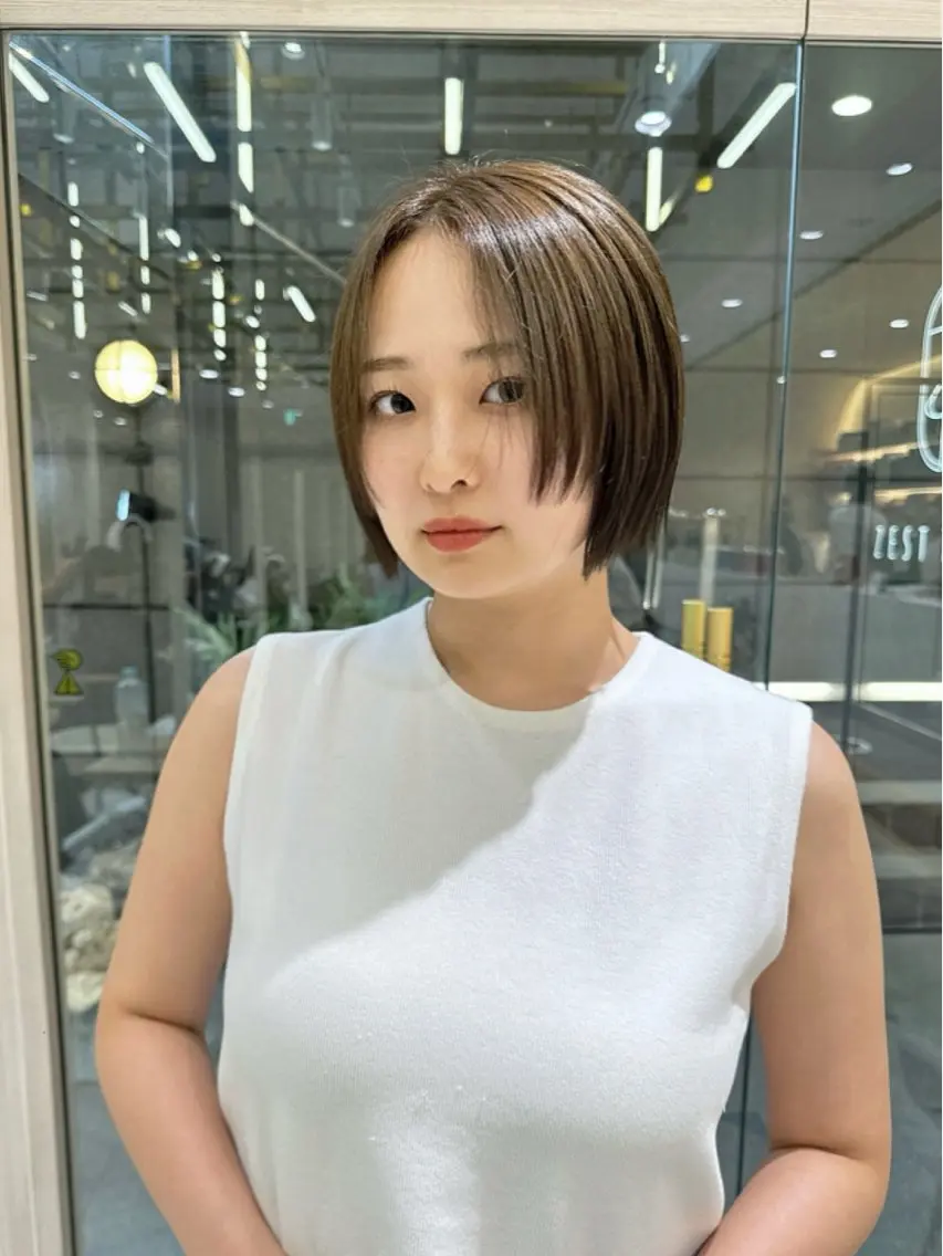 ショート カラー ベージュカラー 透明感カラー オリーブベージュ ボブ AMI ウルフパーマ/メンズのヘアスタイル