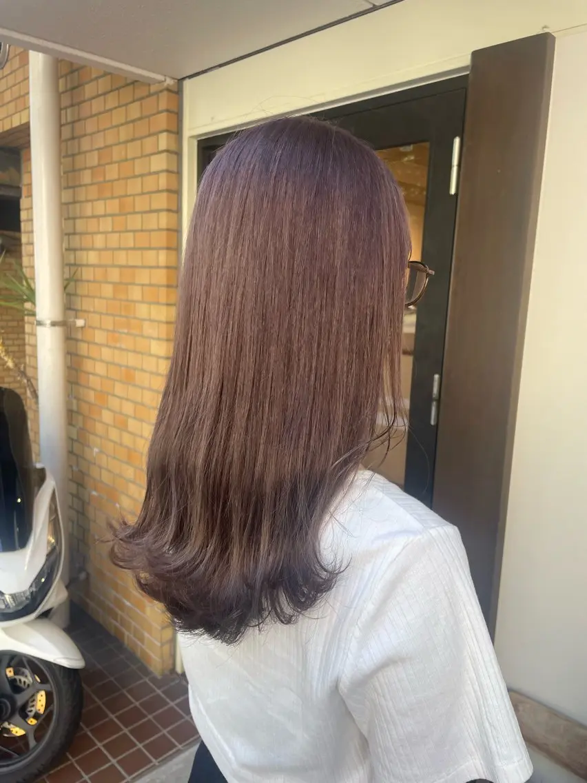 カラー ブリーチ ダブルカラー CECIL 瑞希のヘアスタイル
