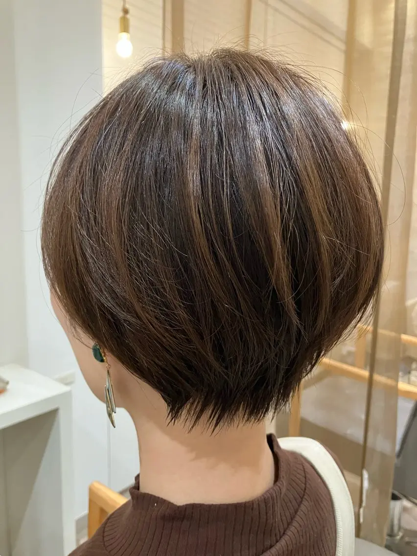 ショート カラー ショートヘア 谷岡 佑香のヘアスタイル