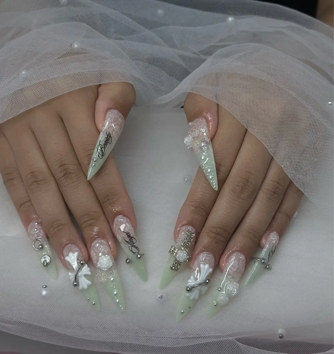 ネイル ロングネイル ハンドネイル R Nailのネイルデザイン