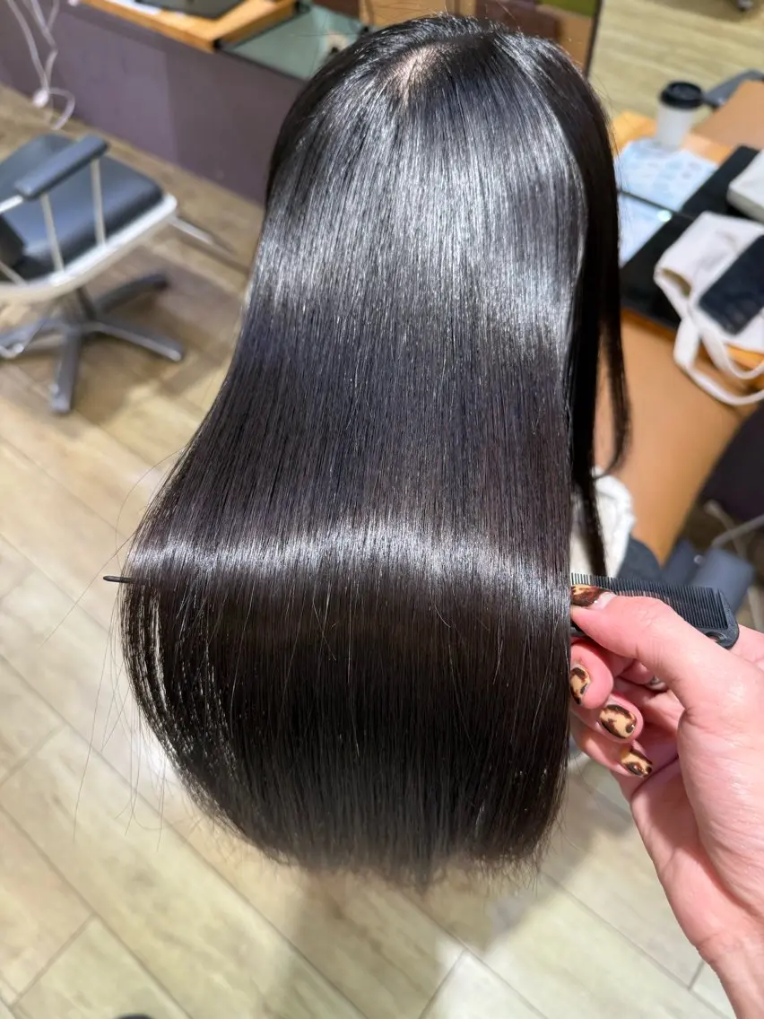 ロング 縮毛矯正 ✨️パーマ✨ たなかひろとのヘアスタイル