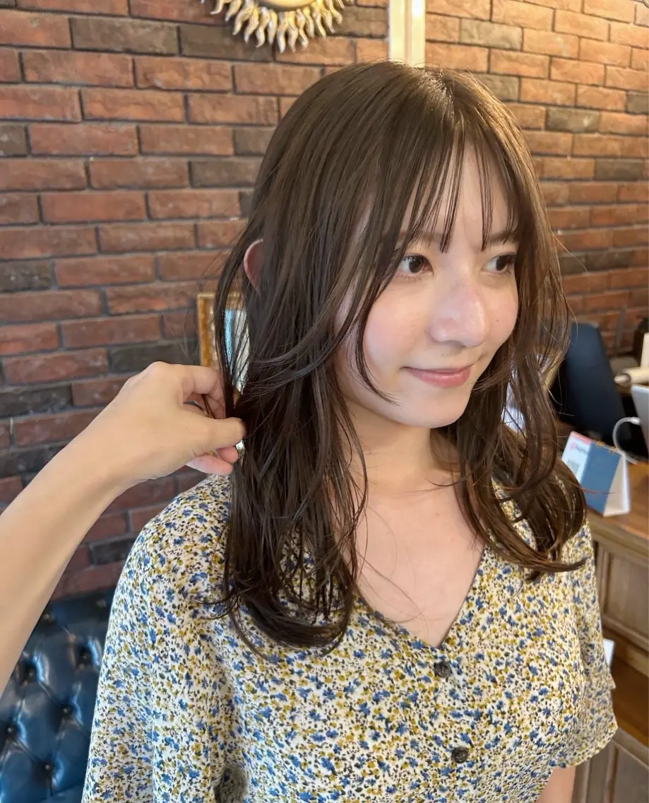 セミロング ヘアカラー veretta. ウエキ ミユのヘアスタイル