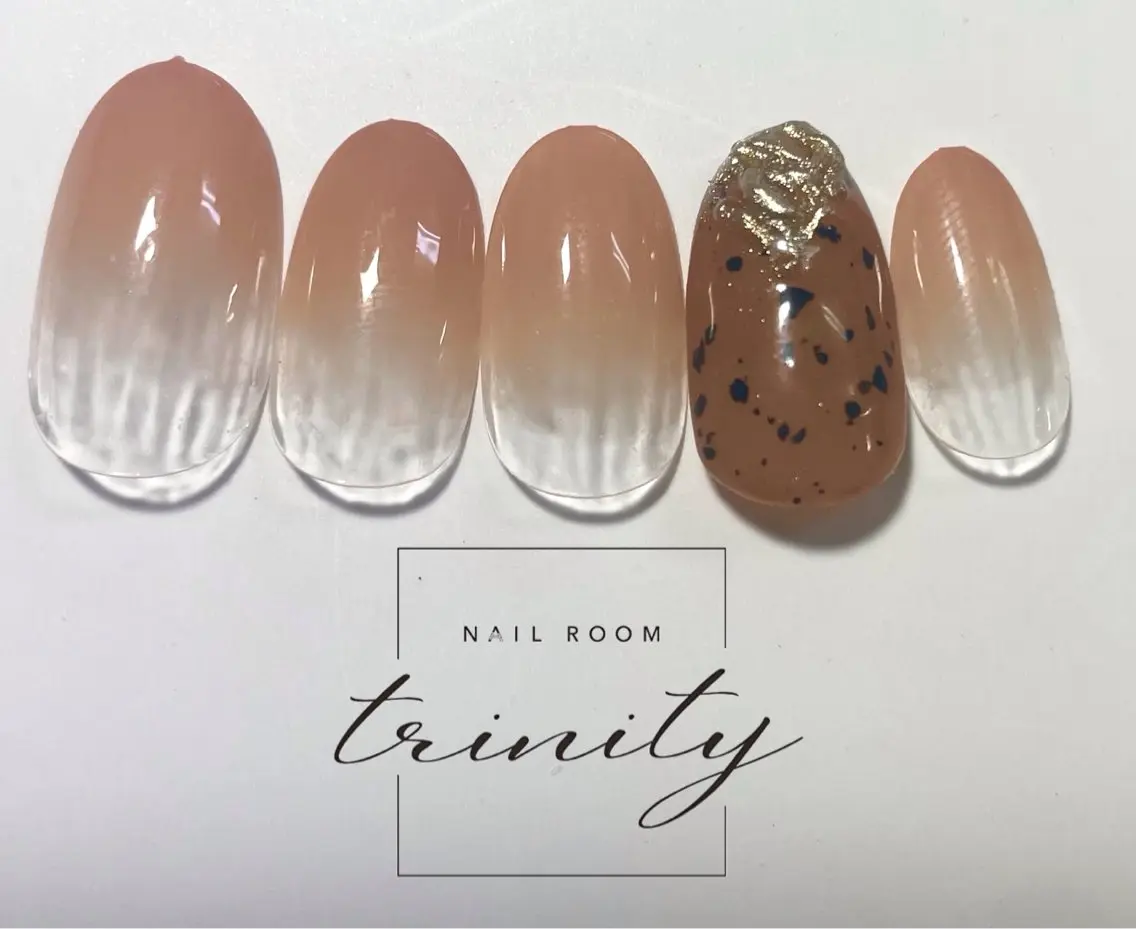 ネイル Trinity staffのネイルデザイン