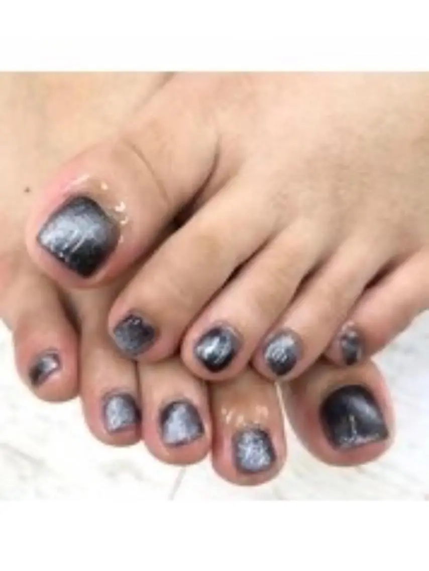 〔初回オフ無料〕大人気フットマグネットネイル🧲👣【パラジェル/バイオジェル】立川の写真