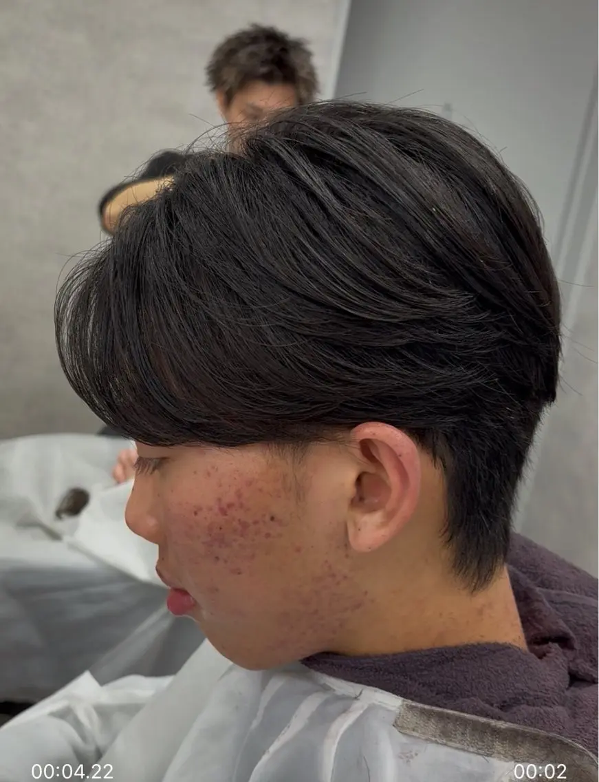 癖毛だけど毛流れが欲しい人はこれ‼️カット×曲がる縮毛矯正の写真