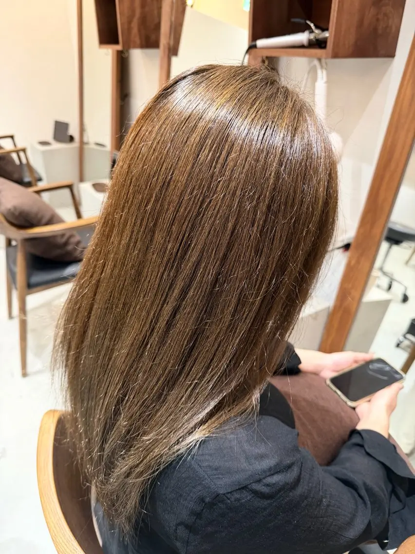ロング カラー ベージュカラー オリーブベージュ ヘアカラー 【立川徒歩3分‼️】 モデル募集✨YUTAのヘアスタイル