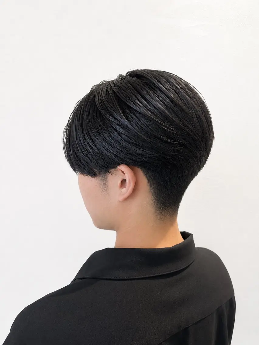 【話題】メンズ曲がる縮毛矯正＋カット＋ツヤ髪導入剤￥19,800→￥14,300の写真