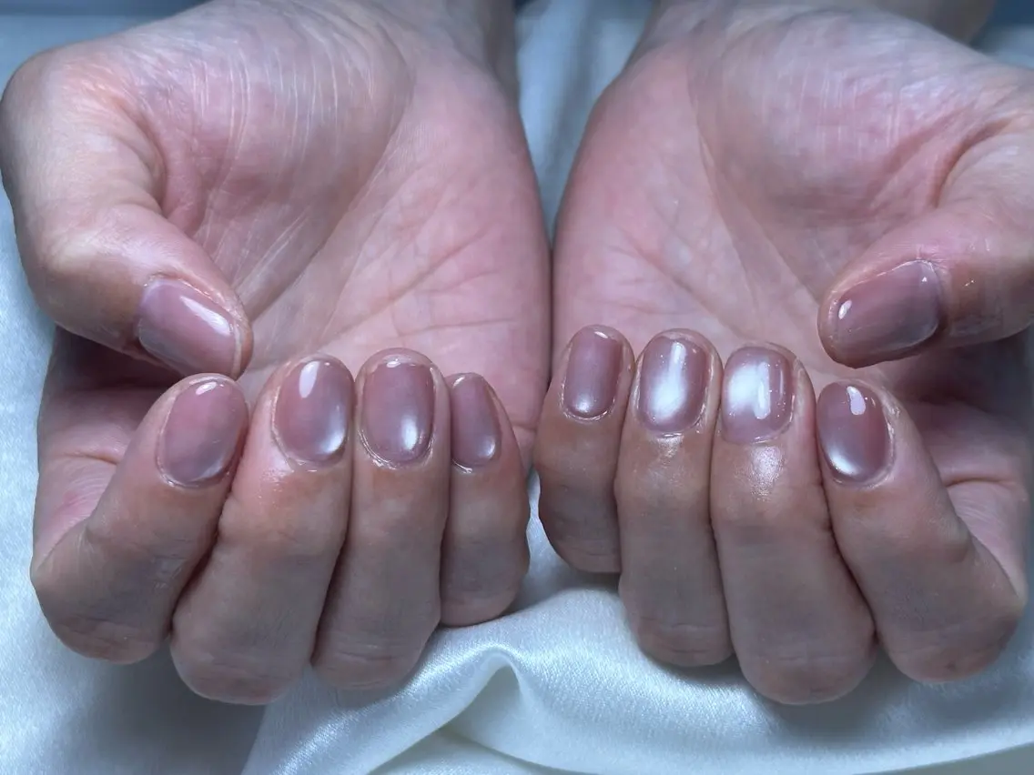 ネイル オーロラネイル フットネイル フレンチネイル ジェルネイル マグネットネイル ハンドネイル kiki nail たまプラーザのネイルデザイン