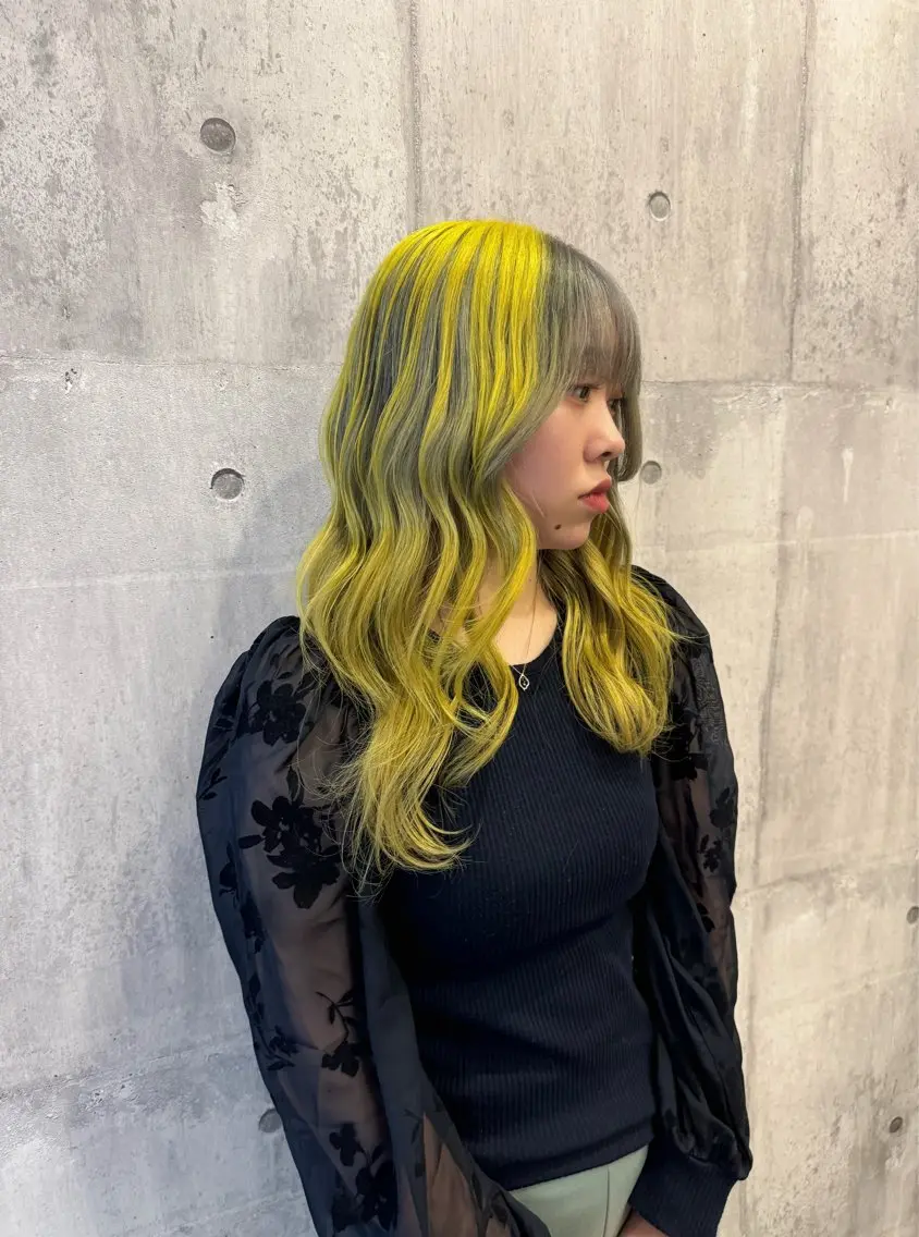 【minimo限定60%OFF✨️】トリプルカラー『ケアブリーチ使用』🍀＋ケアワンカラー✨生トリートメント付きの写真