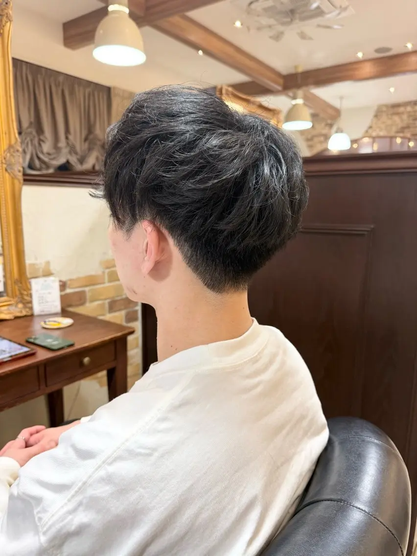 メンズ 安中 莉椰のヘアスタイル