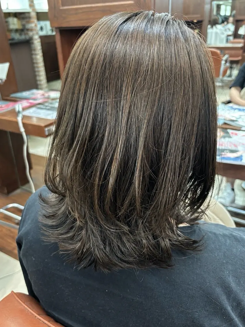 ミディアム 長谷川 礼子🌐🌿のヘアスタイル