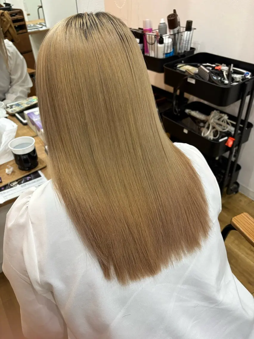 セミロング 縮毛矯正 トリートメント 北林 秀悟のヘアスタイル