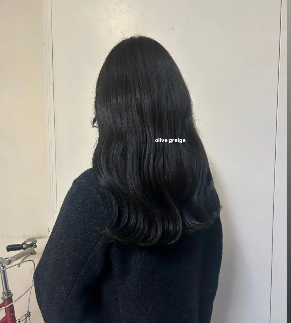 ロング カラー カシェリタ🌛 ハルナのヘアスタイル