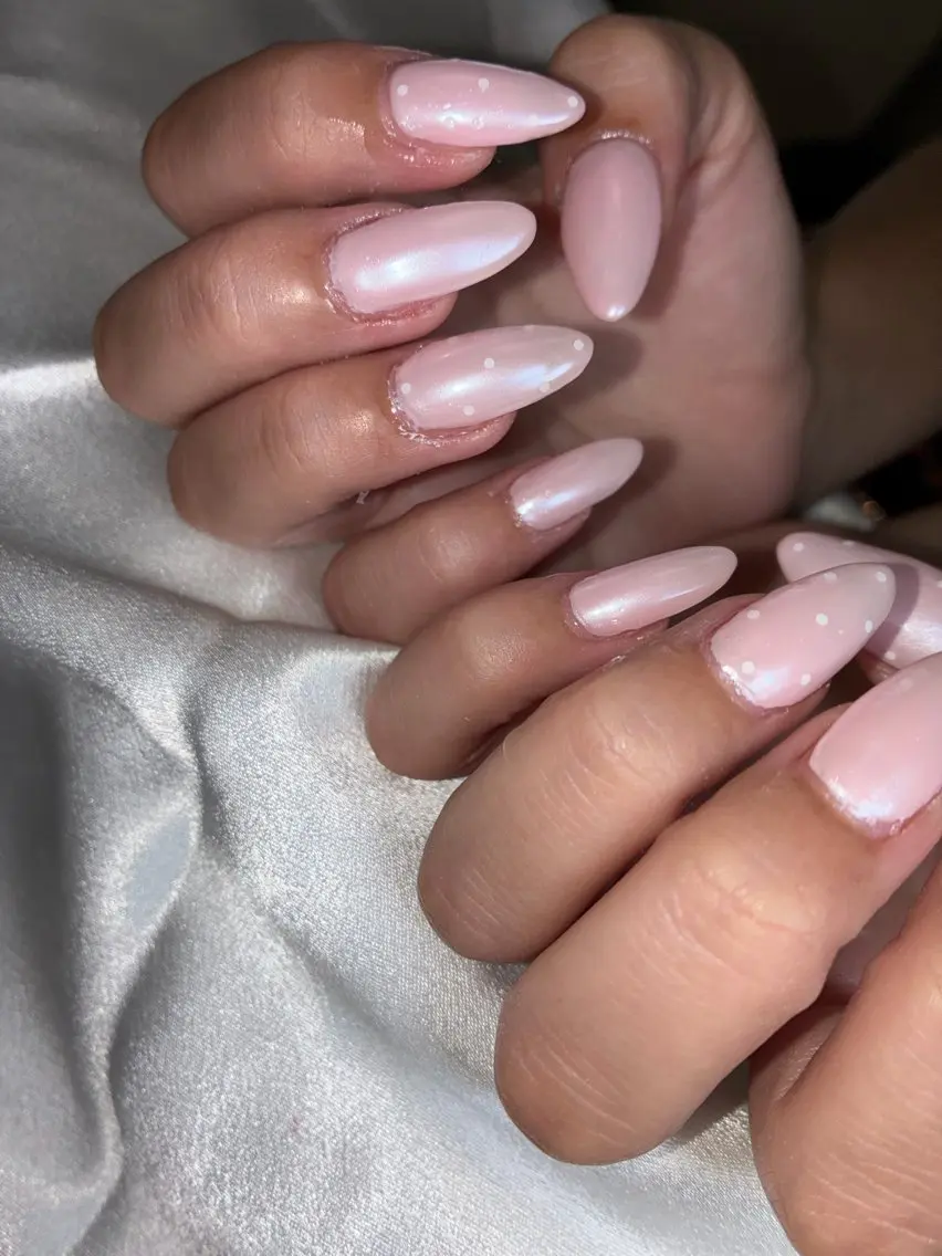ミディアム ハンドネイル YOKOSUKA NAILS💅🩶のネイルデザイン