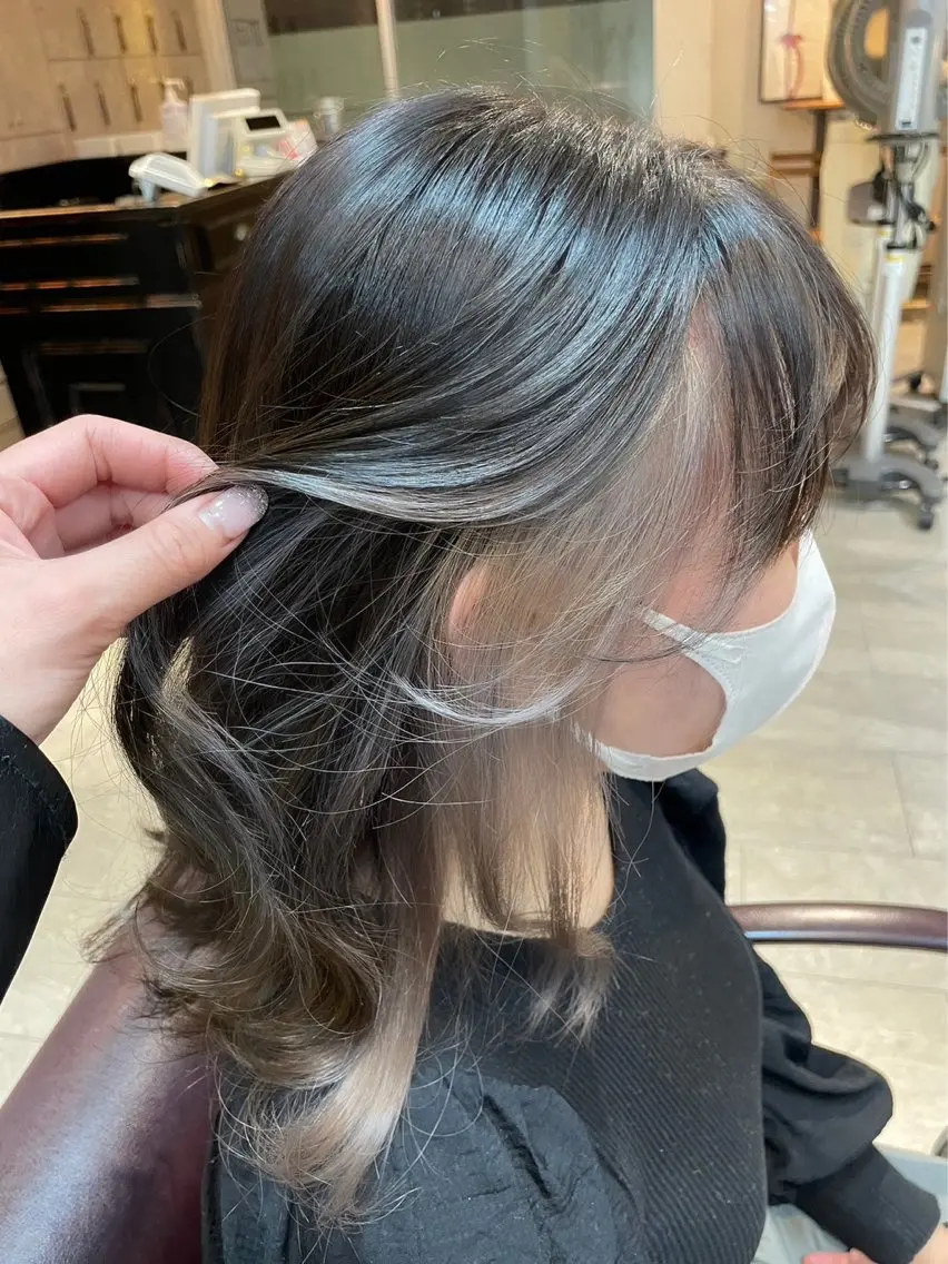 ミディアム カラー ヘアアレンジ ヘアカラー トリートメント ヘアセット 🎀ハイトーン・艶 カラー HANA🎀のヘアスタイル