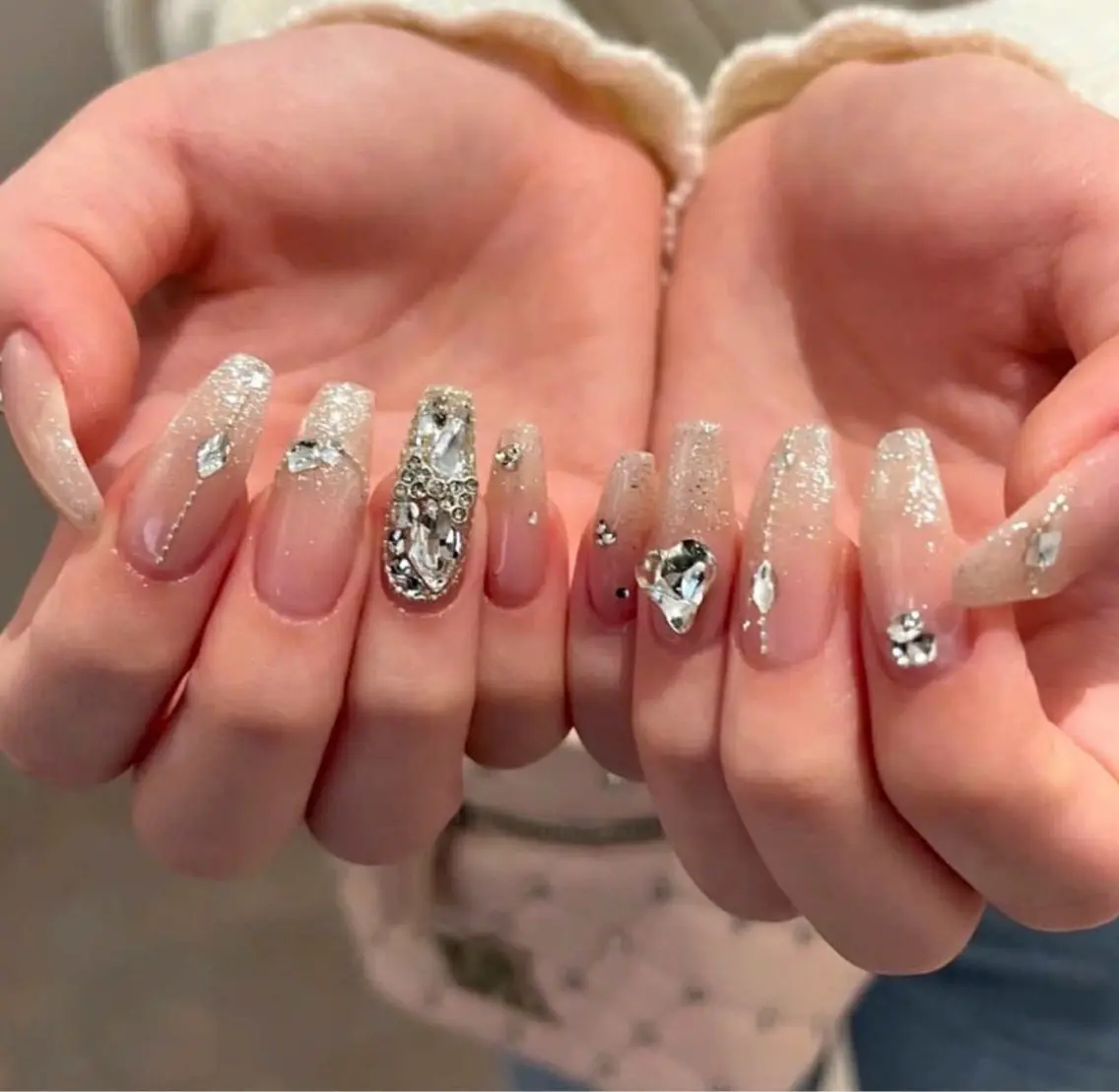 ネイル フレンチネイル キラキラネイル マグネットネイル ミラーネイル ニュアンスネイル ハンドネイル Tira Nailのネイルデザイン