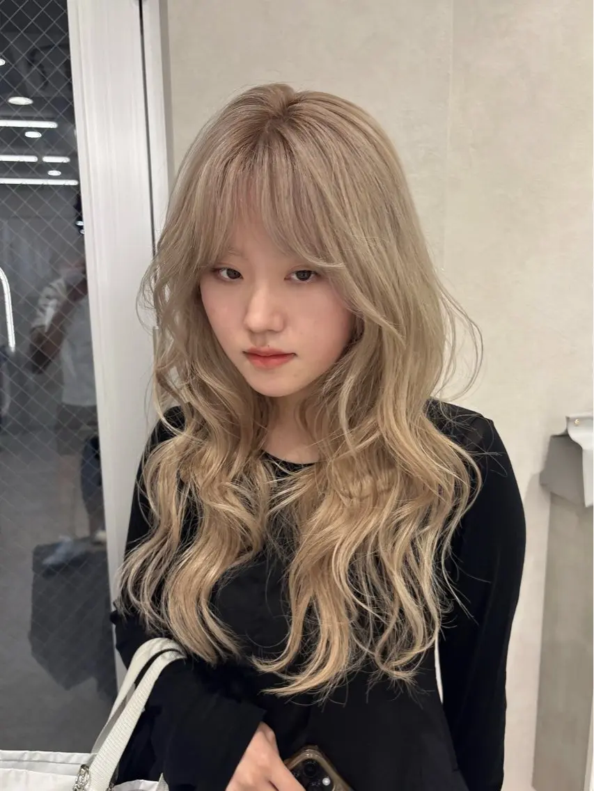 ロング ハッシュカット ハイレイヤー 韓国風ヘア レイヤーカット カット Yuta✂︎ 韓国レイヤー🪽のヘアスタイル