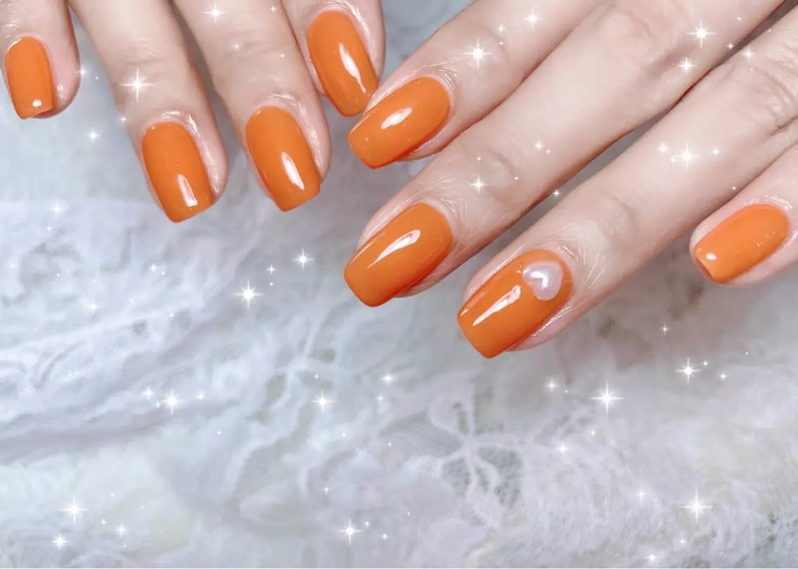 ネイル オレンジ ハンドネイル FLARE NAIL フレアネイルのネイルデザイン