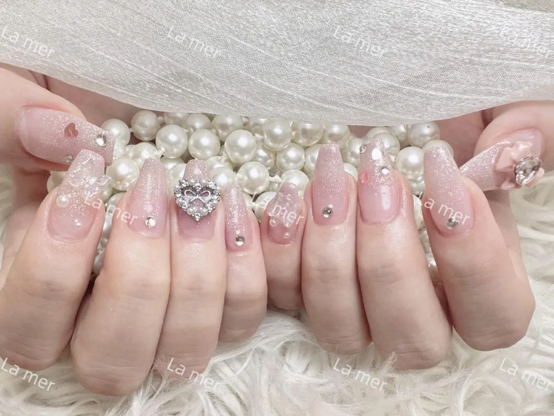 ネイル hikikibyee ♡のネイルデザイン