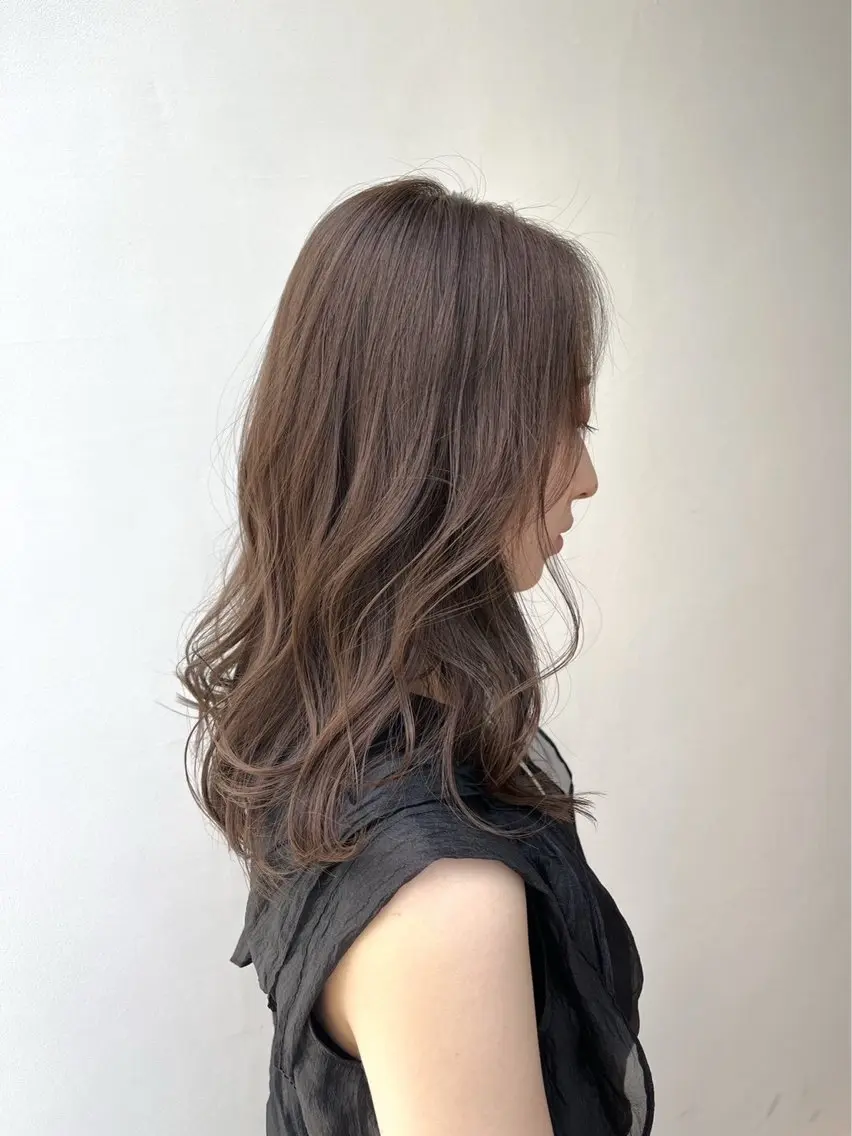 セミロング ヘアカラー KOHARU🌺 /仙台/透明感カラーのヘアスタイル