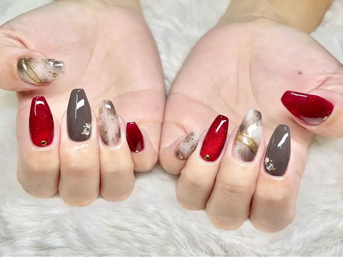 ネイル FILL nail SHIORIのネイルデザイン