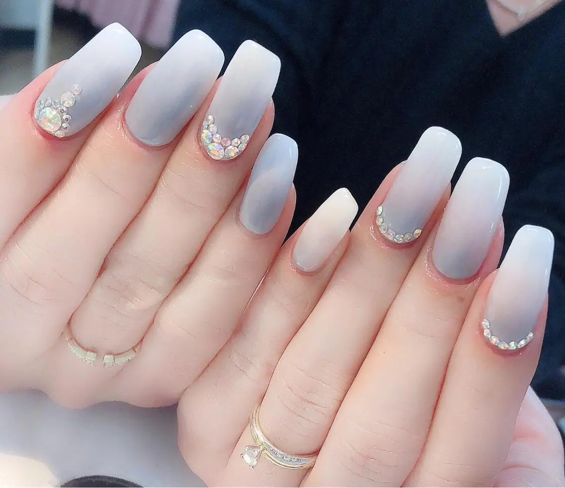 ネイル 長さ出し ネイルチップ R salonのネイルデザイン