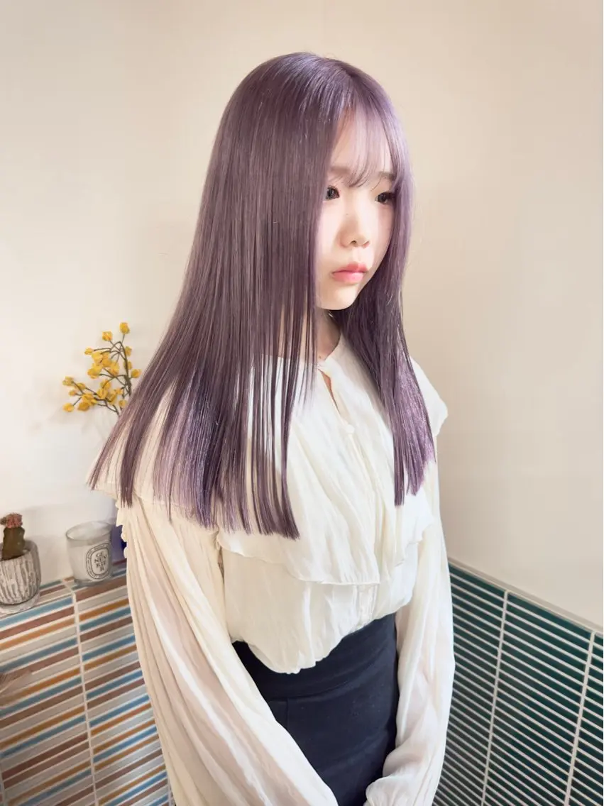 【何度でも使える】根本リタッチブリーチ+カット+フルカラー+トリートメントの写真