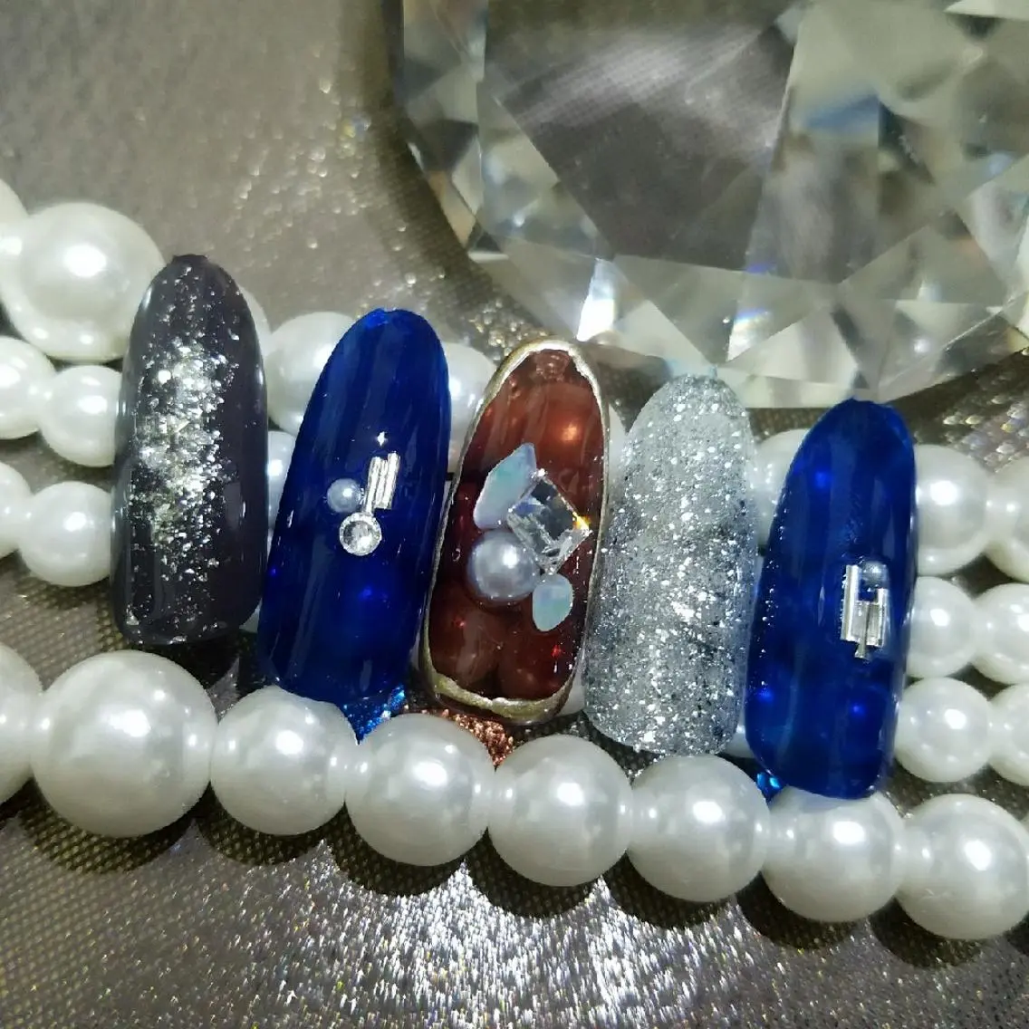 ネイル ･:*+.✳︎˚✧₊ MAKI NAILのネイルデザイン