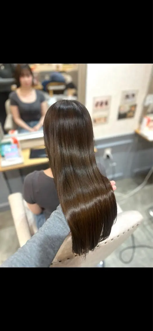 ロング カラー アッシュ アッシュブラウン ブラウンカラー イルミナカラー カット トリートメント 美容室 sanctuaryのヘアスタイル
