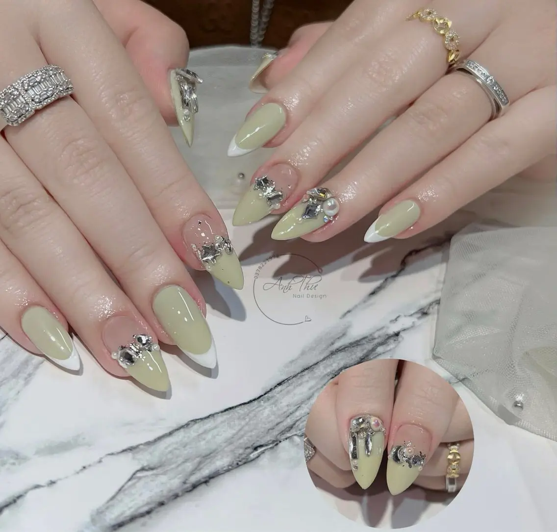 ネイル ハンドネイル HIN NAILのネイルデザイン