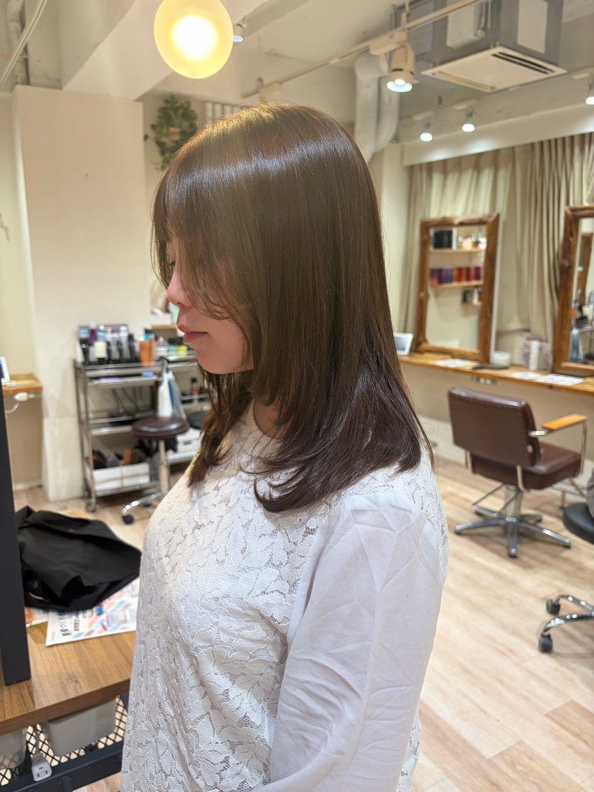 セミロング カット カットパーマ/ レイヤー/ココミ🧚のヘアスタイル