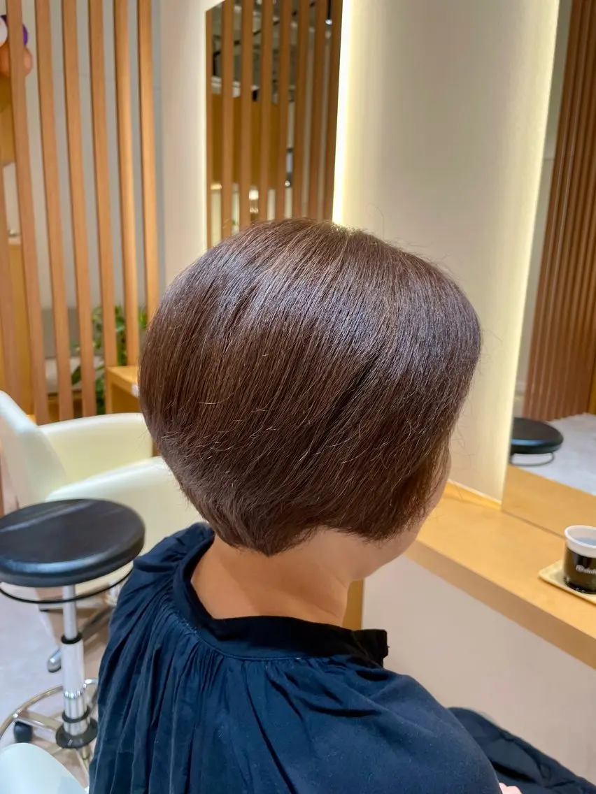 ショート カラー ヘアカラー トリートメント 脱白髪染め白髪ぼかし TERA(寺崎)のヘアスタイル