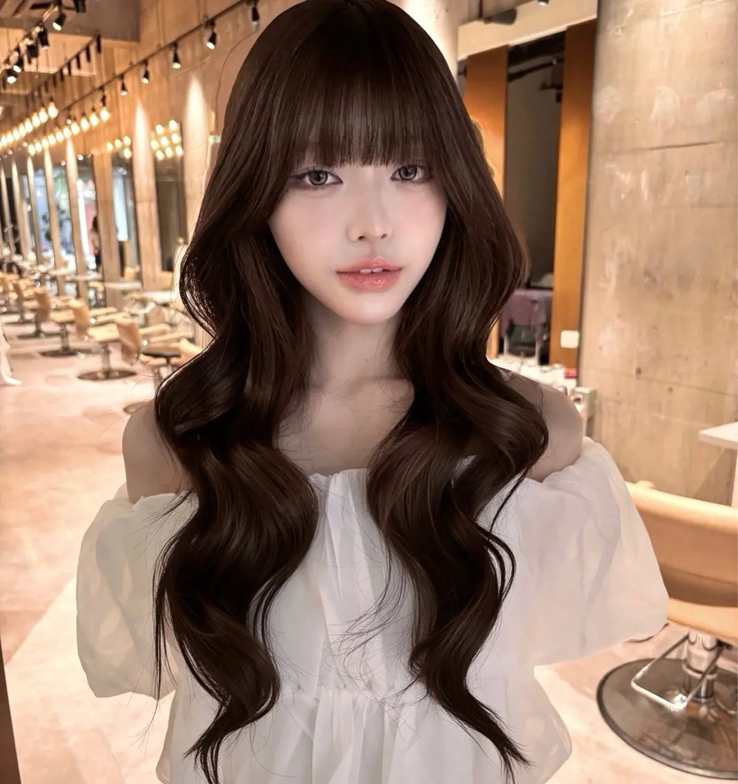 ロング カラー ブラウンカラー ダークブラウン ヘアカラー 小原 泉のヘアスタイル