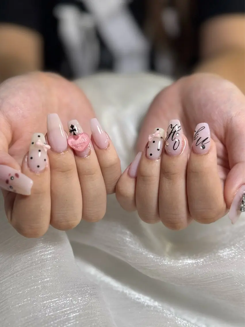 ネイル ハンドネイル 山崎 成美のネイルデザイン