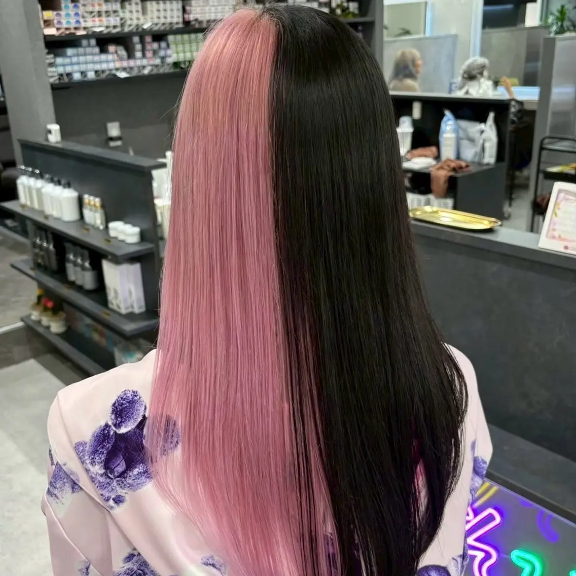 カラー Yoshiいろあそび 八王子/ハイトーンのヘアスタイル