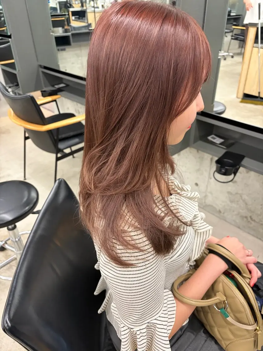 セミロング カット ヘアカラー 透明感カラー/似合わ せカット/地毛戻しのヘアスタイル