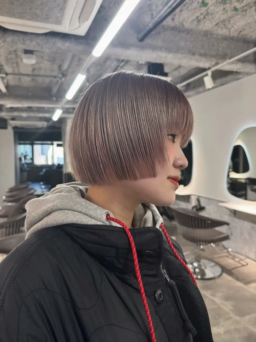 ショート カラー カット ヘアカラー トリートメント 新宿/髪質改善/ レイヤー/サカキのヘアスタイル