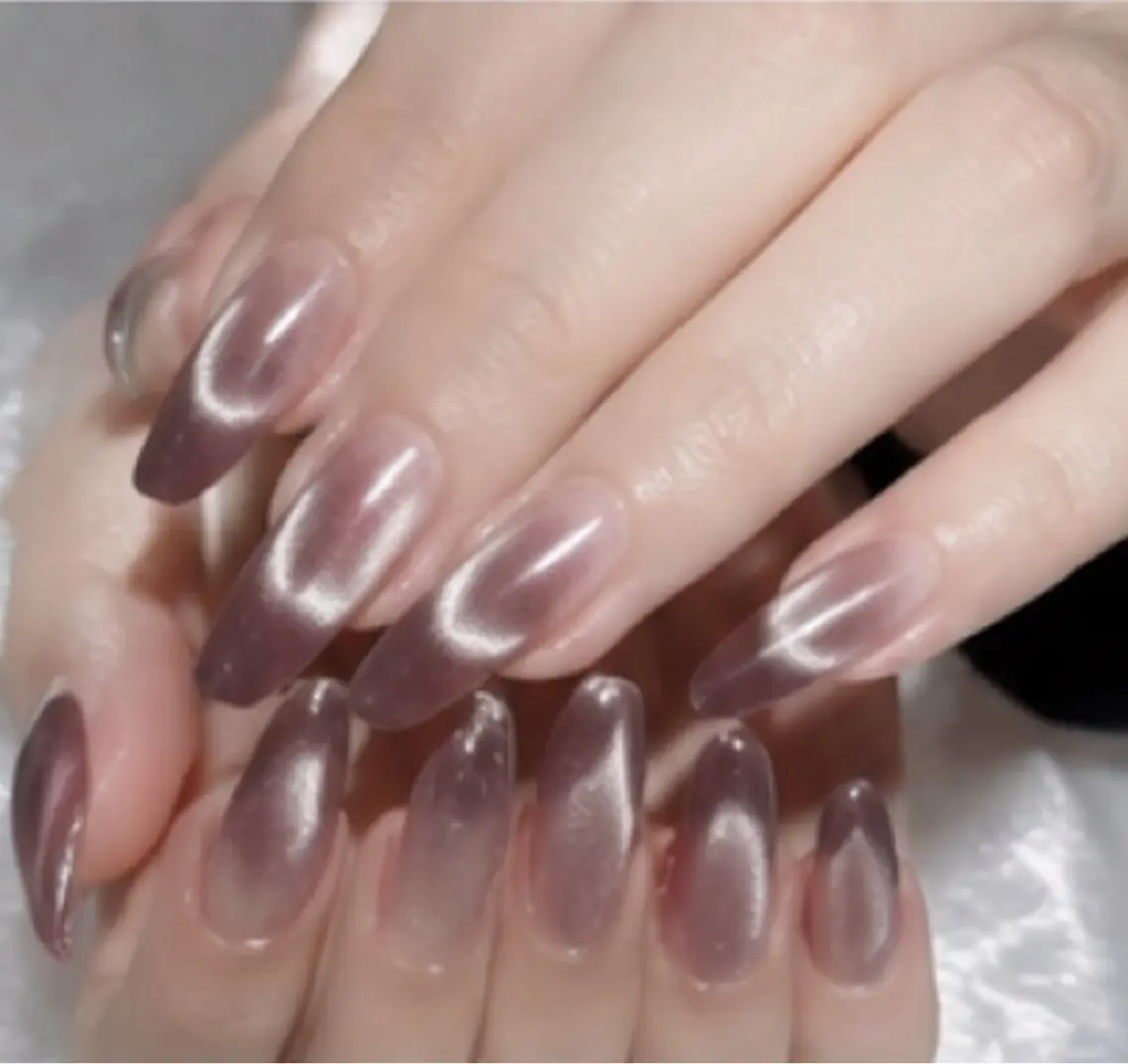 ネイル マグネットネイル LAVISH sakiのネイルデザイン
