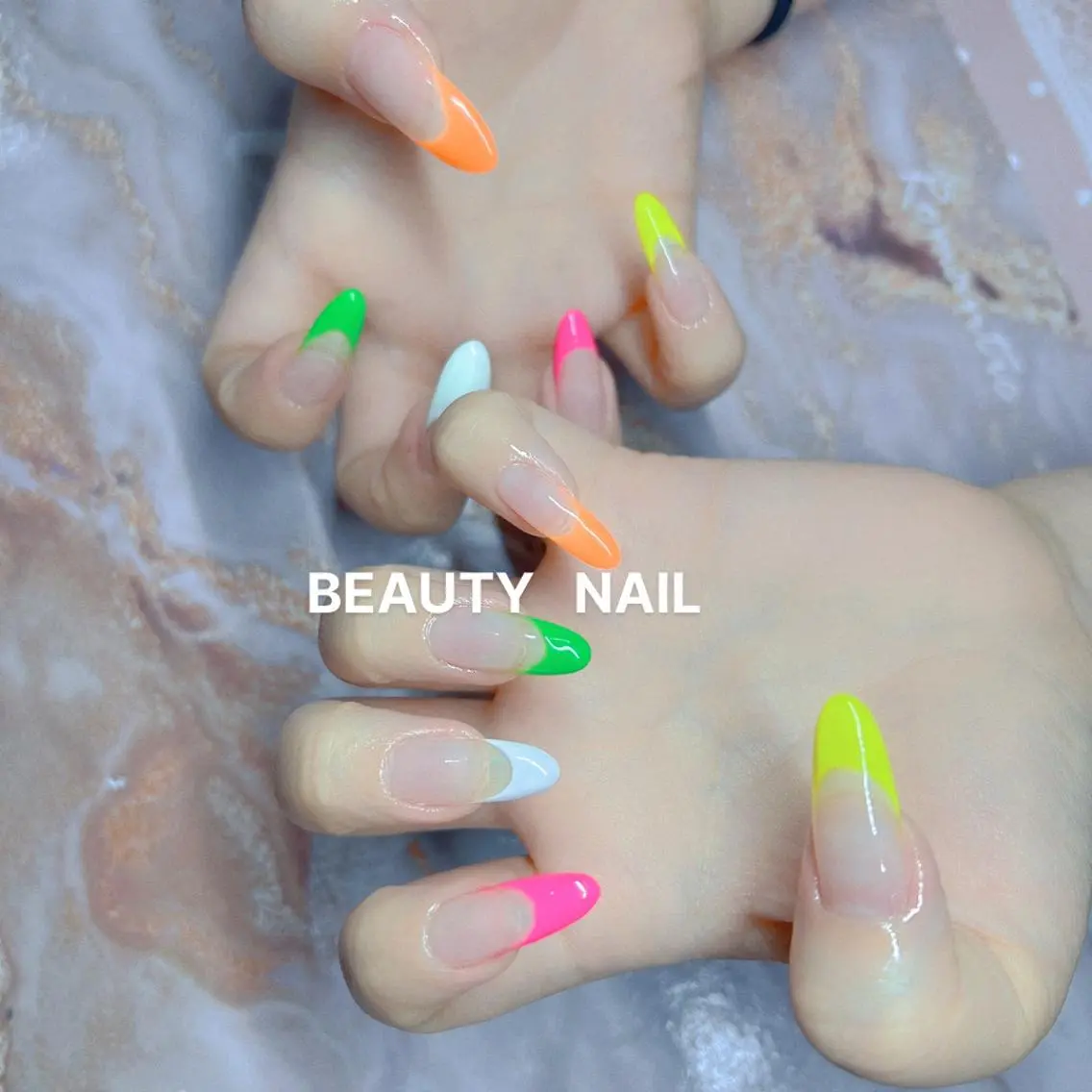 ネイル Moonstone Salonのネイルデザイン