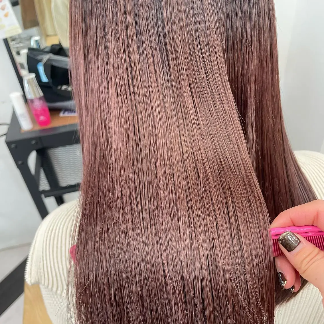 セミロング カラー パーマ ヘアアレンジ メンズ キッズ ネイル マツエク・マツパ アイブロウ トリートメント ブラウン mona/ ストレートスタイル✨のヘアスタイル