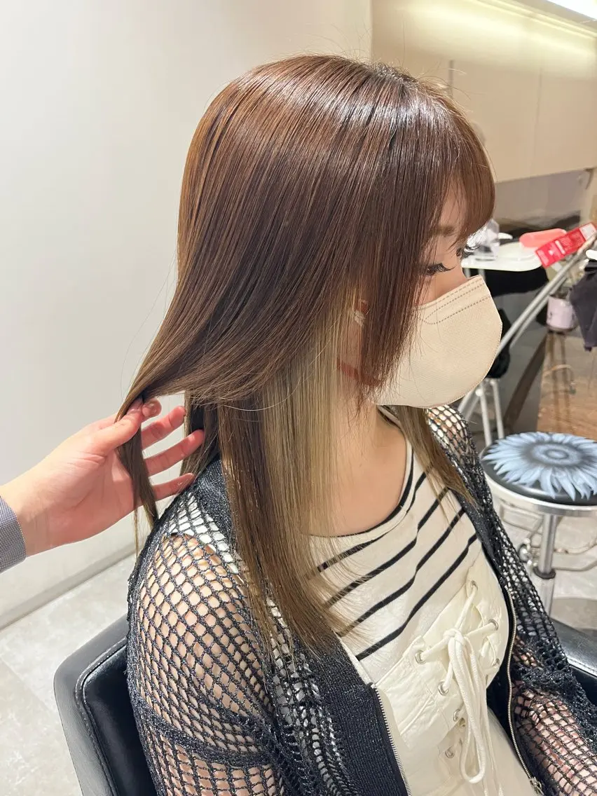 セミロング レイヤーカット/ Wカラー/りぃの。のヘアスタイル