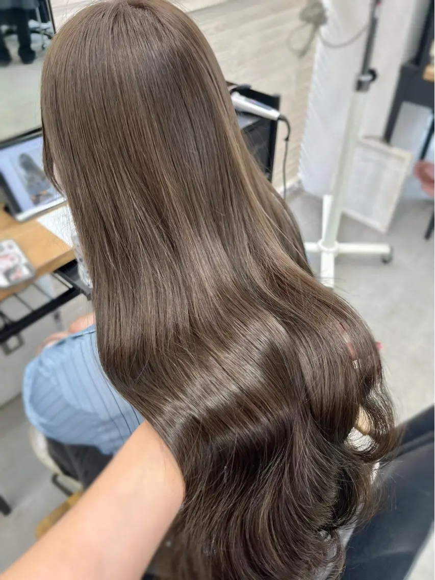 ロング カラー ヘアアレンジ ブリーチ 透明感カラー ダブルカラー グレージュ ブリーチなしカラー カット ヘアカラー 🫧透明感カラー/ ナルハ🫧のヘアスタイル
