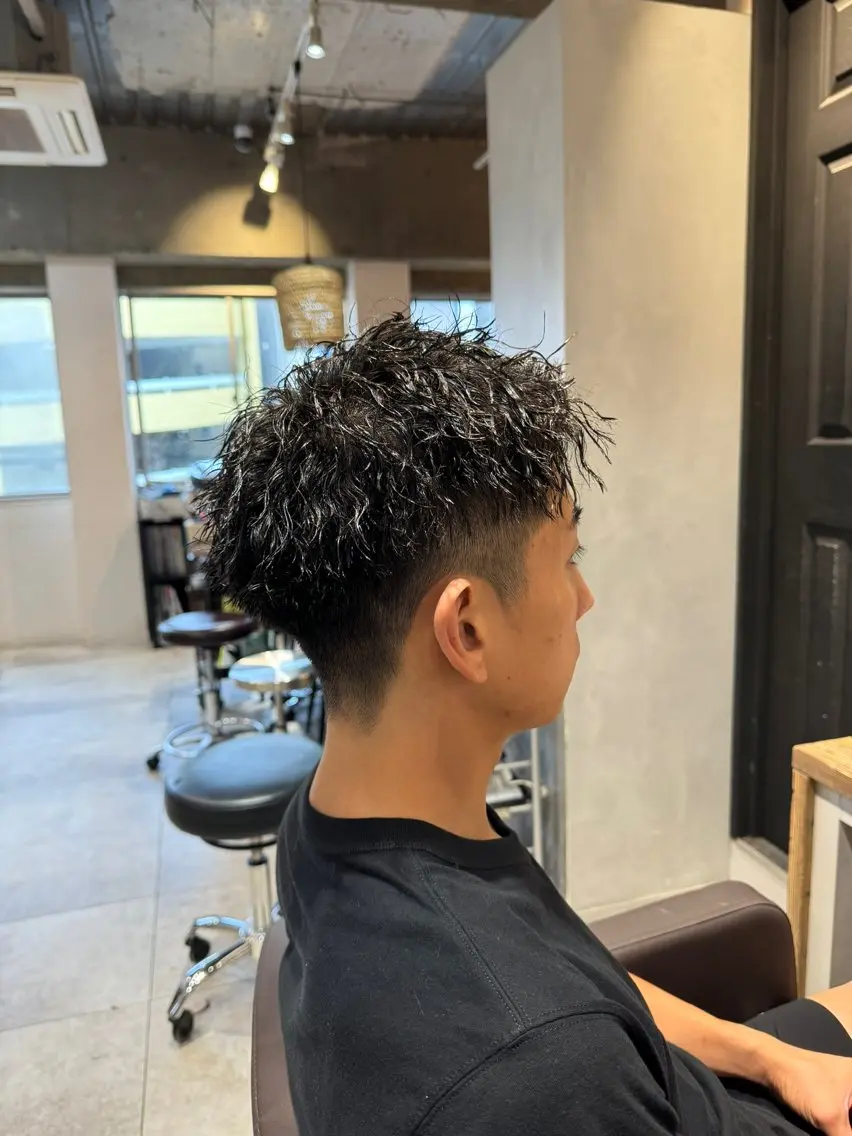 ショート カット パーマ メンズ特化 TAKUYAのヘアスタイル