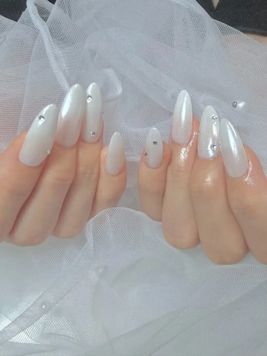 ネイル ハンドネイル naiIsalon cielのネイルデザイン