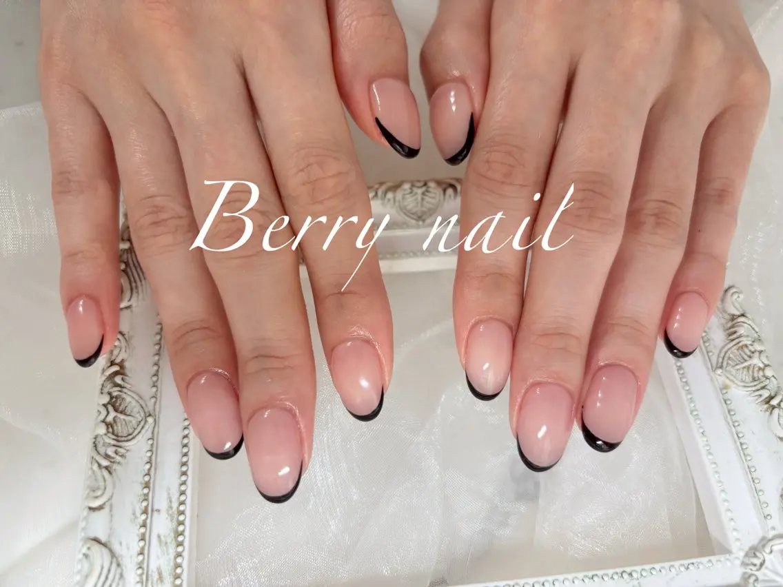ネイル オーロラネイル チークネイル フレンチネイル ハート 韓国ネイル ハンドネイル berry nail jrネイリストのネイルデザイン