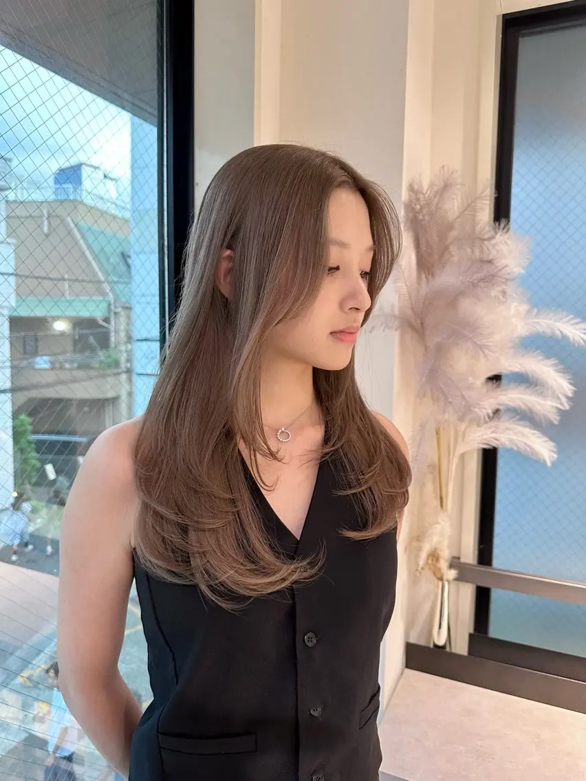 セミロング ヘアカラー 愛されgirly Haruka🤍のヘアスタイル
