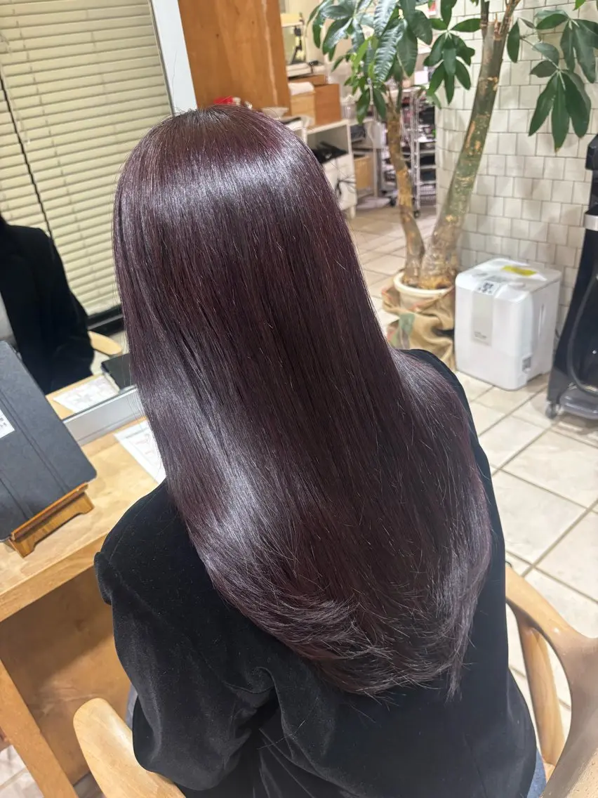 カラー ラベンダーカラー ヘアカラー トリートメント 倉木 優羽のヘアスタイル