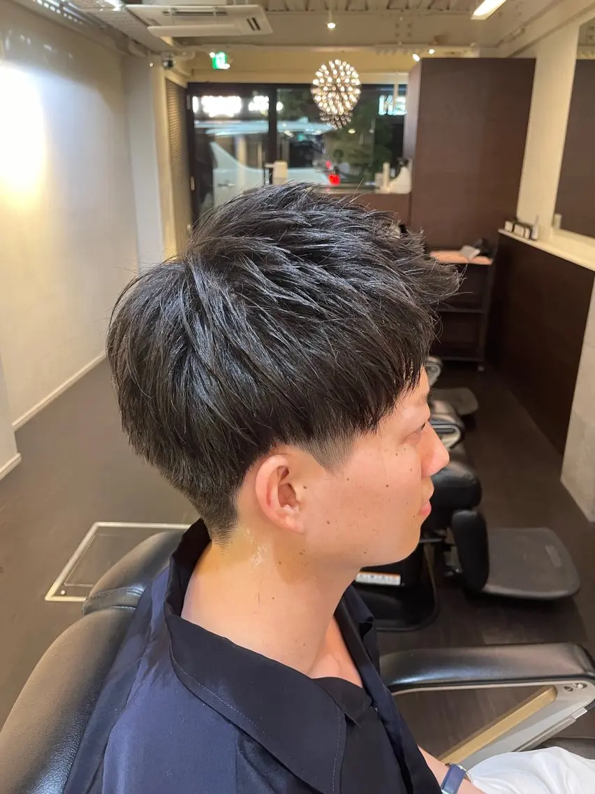 ショート メンズ ツーブロック 刈り上げ カット 大貫 真実也のヘアスタイル